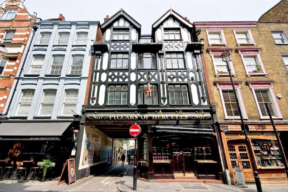 F3 Greek Street By City Living Londres Extérieur photo